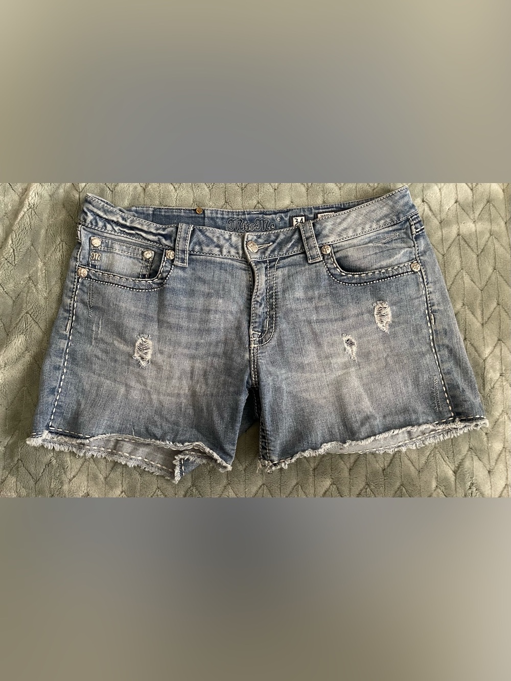 Women’s Miss Me Shorts Size 34